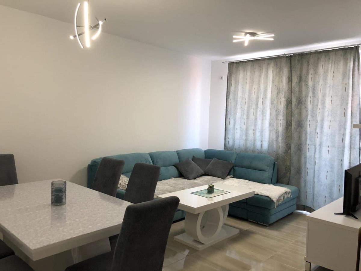 Apartman Sims Bijeljina Ngoại thất bức ảnh