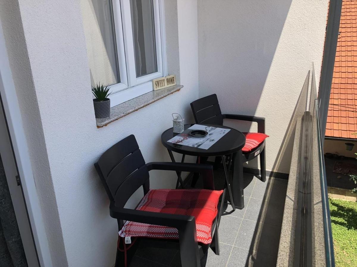 Apartman Sims Bijeljina Ngoại thất bức ảnh